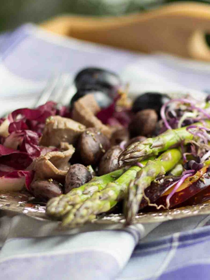 Austrian Beef Salad Recipe With Beans And Red Onions