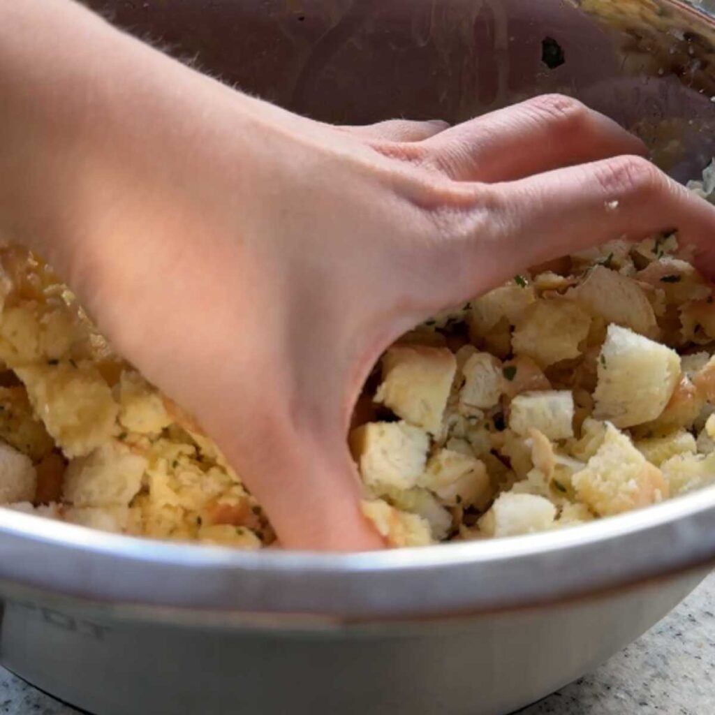 So gelingen die Semmelknödel